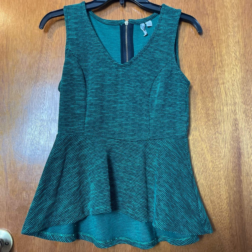 Elle Peplum Top and Skirt Set (size XS)